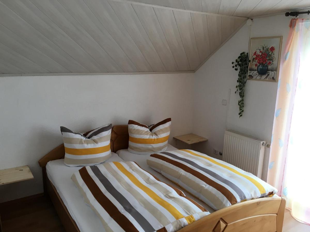 Apartment Haus Zeichner 4 *